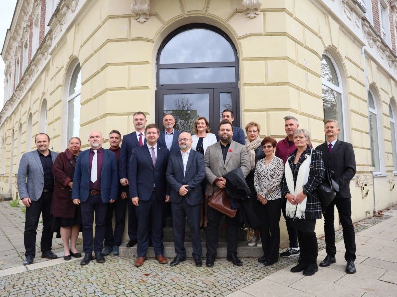 Školní jídelna slavnostně otevřena