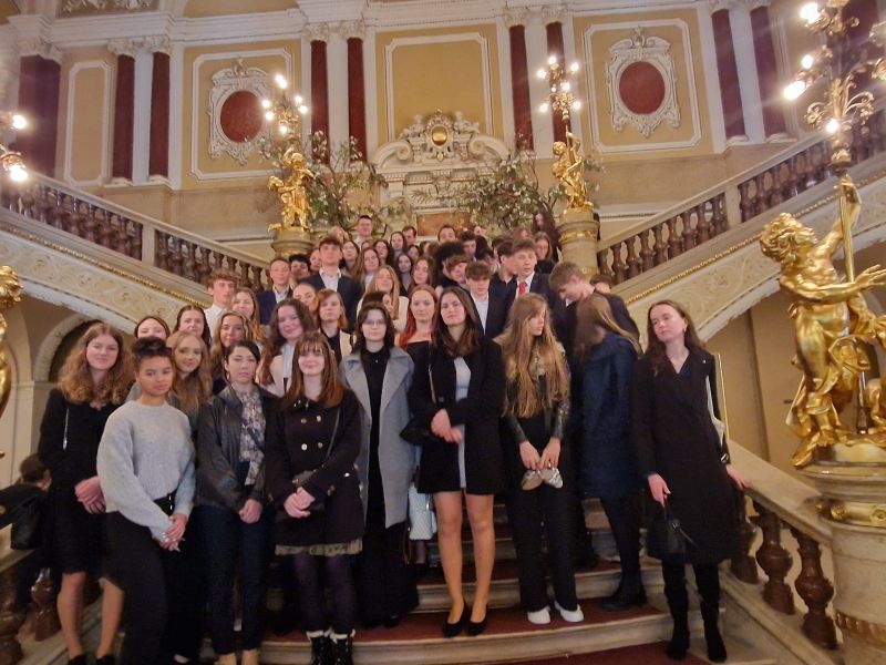 Posvítili jsme si na Lucernu