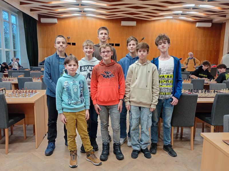 Výborný výkon našich šachistů na okresním finále
