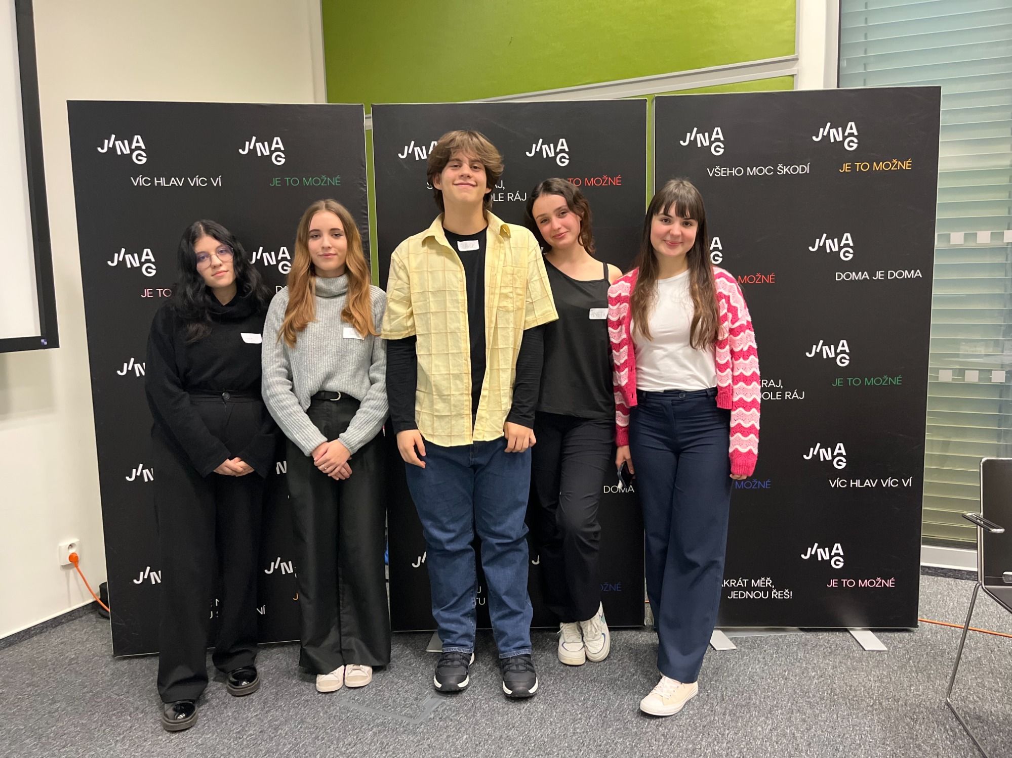 Zástupci studentského sněmu na soutěži HackaTEEN