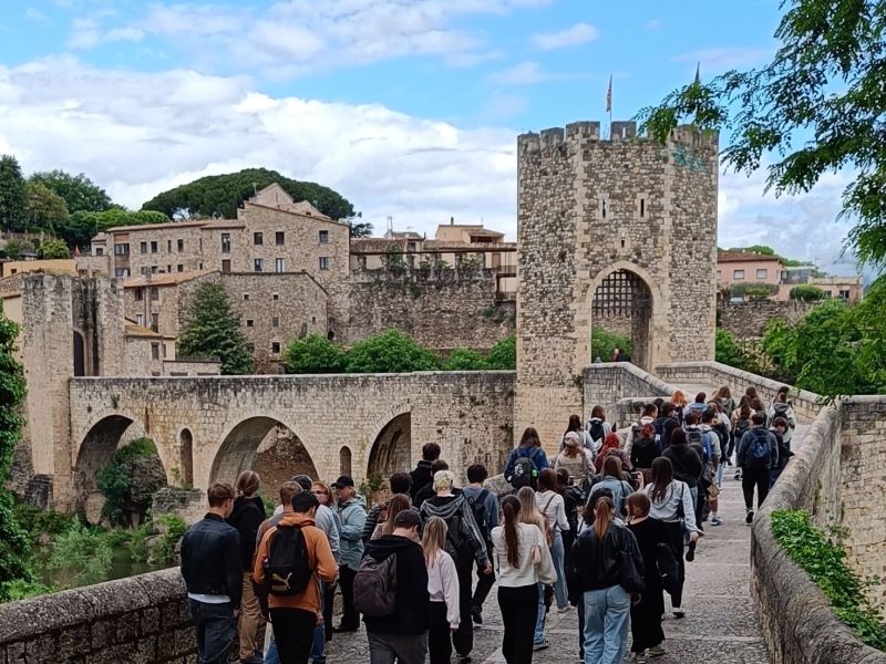 Katalánská mozaika: jazyk, kultura a zážitky