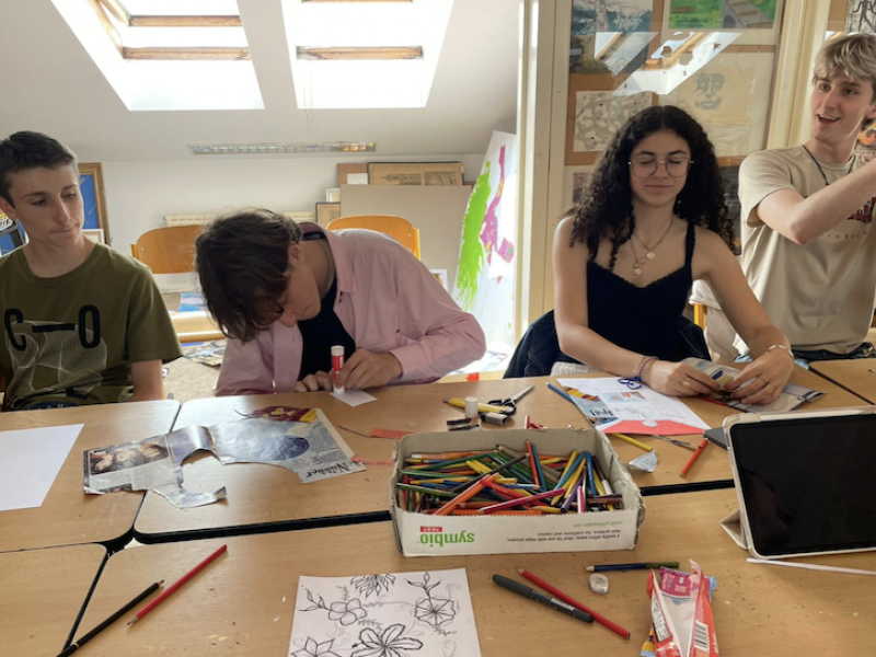 Francouzští studenti na měsíc u nás ve škole