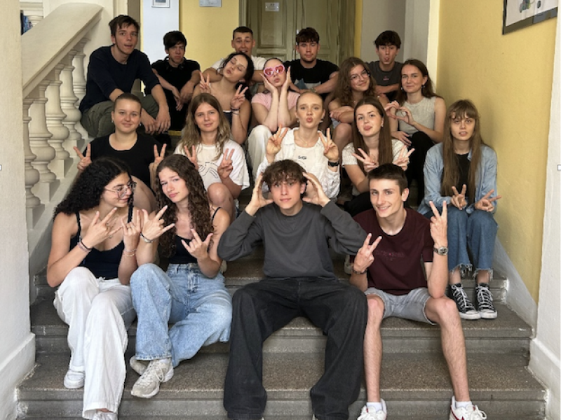 Francouzští studenti na měsíc u nás ve škole