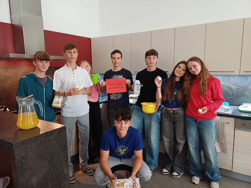 Projekt Koláč přátelství se studenty z Nové Bani