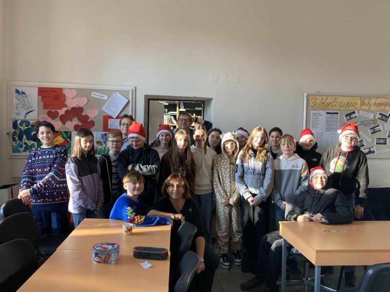 Ježíšek naděloval v knihovně